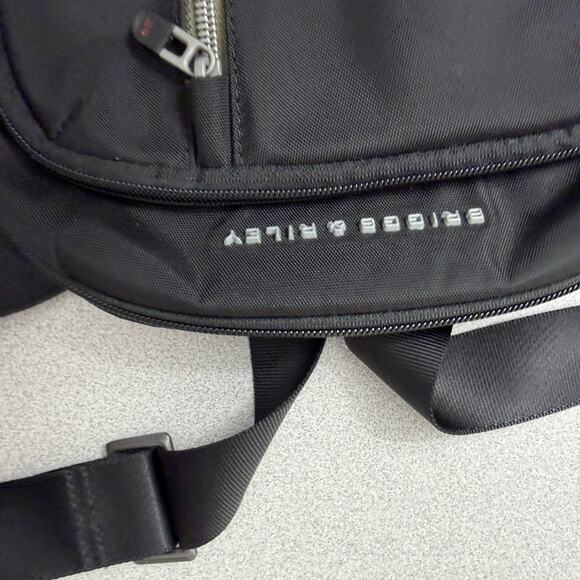 Briggs & Riley HTA Crossbody Bag Black RFID Travel Zip Pockets Lightweight - Picture 8 of 16